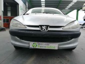 peugeot 206 berlina del año 2002