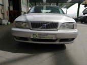 volvo s70 berlina del año 2000