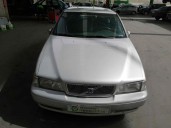 volvo s70 berlina del año 2000