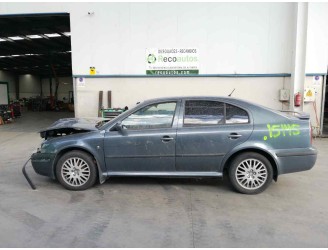 skoda octavia berlina (1u2) del año 2003