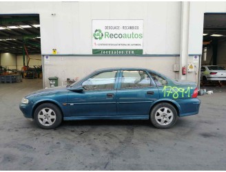 opel vectra b berlina del año 2001