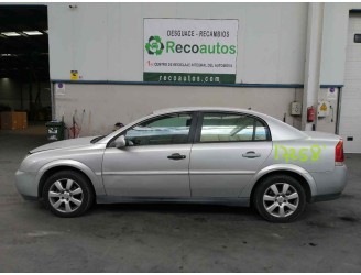 opel vectra c berlina del año 2003
