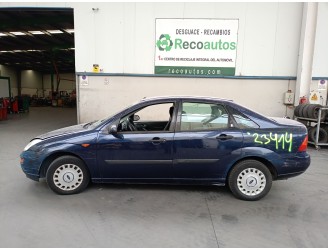 ford focus berlina (cak) del año 1999