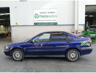 volvo s40 berlina del año 2002