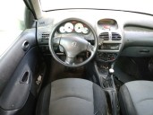 peugeot 206 berlina del año 2004