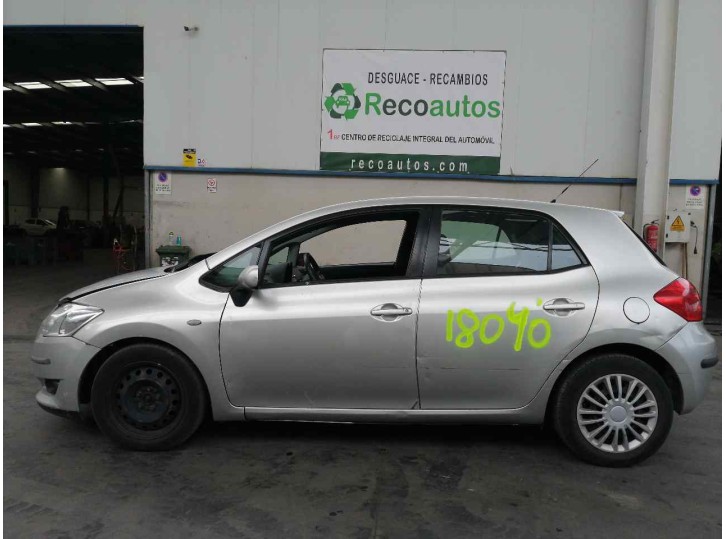 toyota auris del año 2007