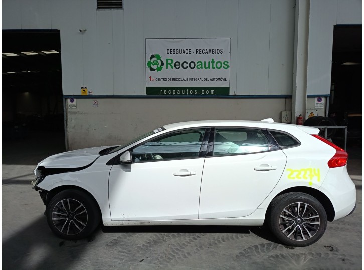 volvo v40 hatchback (525) del año 2019