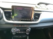 kia stonic (yb) del año 2023