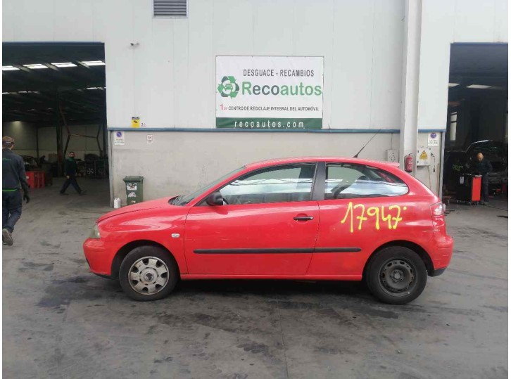 seat ibiza (6l1) del año 2002