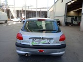 peugeot 206 berlina del año 2000