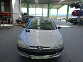 peugeot 206 berlina del año 2000