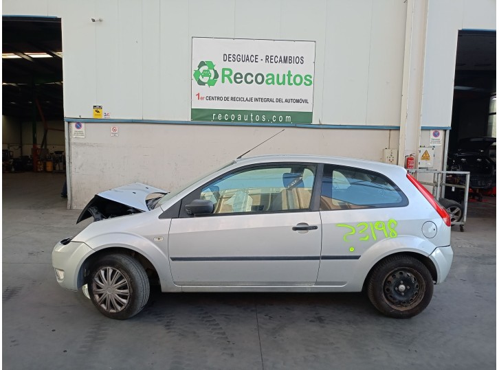 ford fiesta (cbk) del año 2004