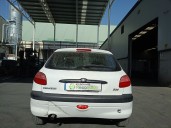 peugeot 206 berlina del año 2000