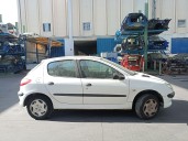 peugeot 206 berlina del año 2000