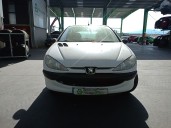 peugeot 206 berlina del año 2000