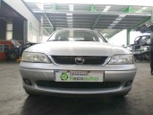 opel vectra b berlina del año 2000