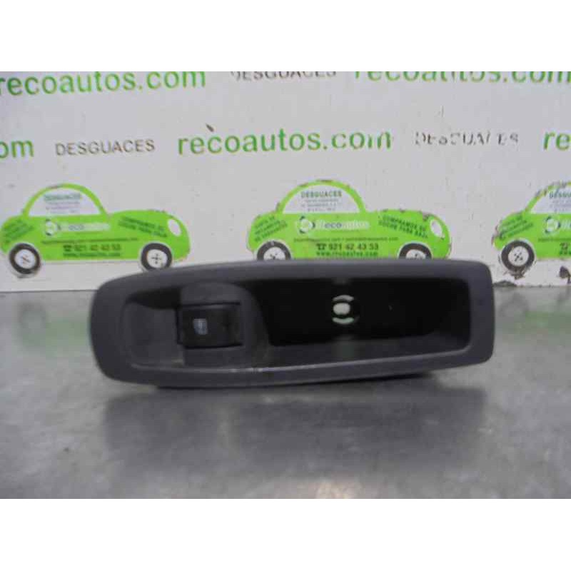 Recambio de mando elevalunas trasero derecho para renault koleos 2.0 dci diesel fap referencia OEM IAM 25411JY00B  