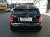 audi a2 (8z) del año 2004