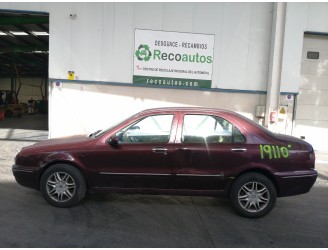 lancia lybra berlina del año 2001