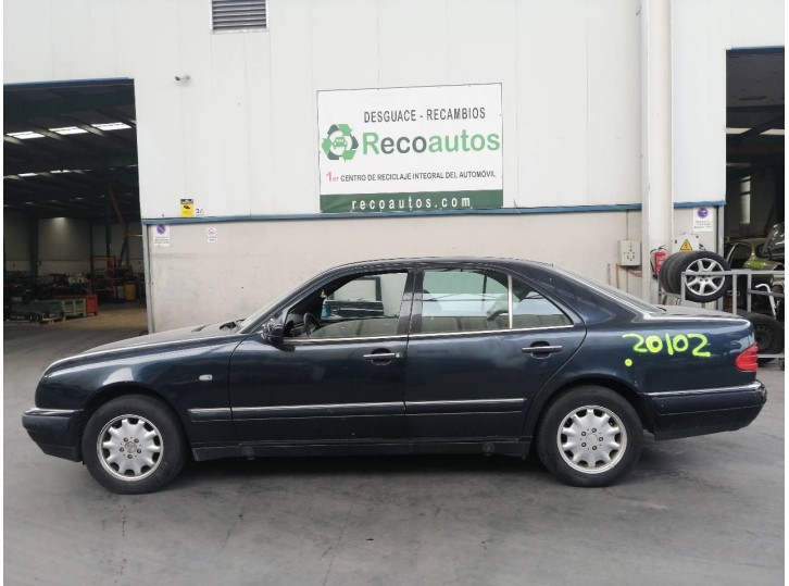 mercedes-benz clase e (w210) berlina del año 1997