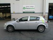 opel astra h berlina del año 2005