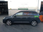 kia carens iii monospace (un) del año 2010