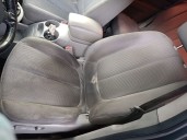 kia carens iii monospace (un) del año 2010
