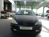 ford focus berlina (cak) del año 2000