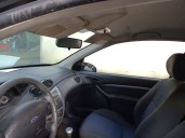 ford focus berlina (cak) del año 2000