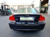 volvo s60 berlina del año 2005
