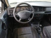 opel vectra b berlina del año 1999