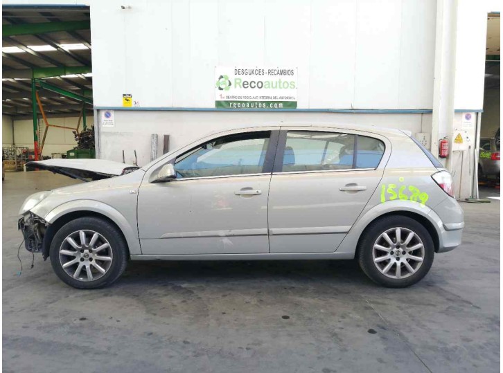 opel astra h berlina del año 2005