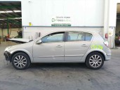 opel astra h berlina del año 2005