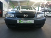 volkswagen bora berlina (1j2) del año 2001