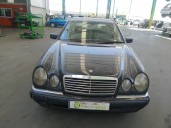 mercedes-benz clase e (w210) berlina del año 1997