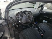 opel corsa d del año 2010