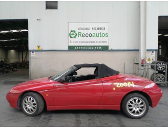 alfa romeo spider (163) del año 2000