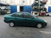 ford focus berlina (cak) del año 2001