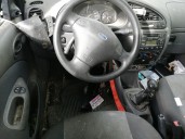 ford fiesta berlina (dx) del año 2000