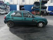 ford fiesta berlina (dx) del año 2000