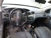 ford focus berlina (cak) del año 2004