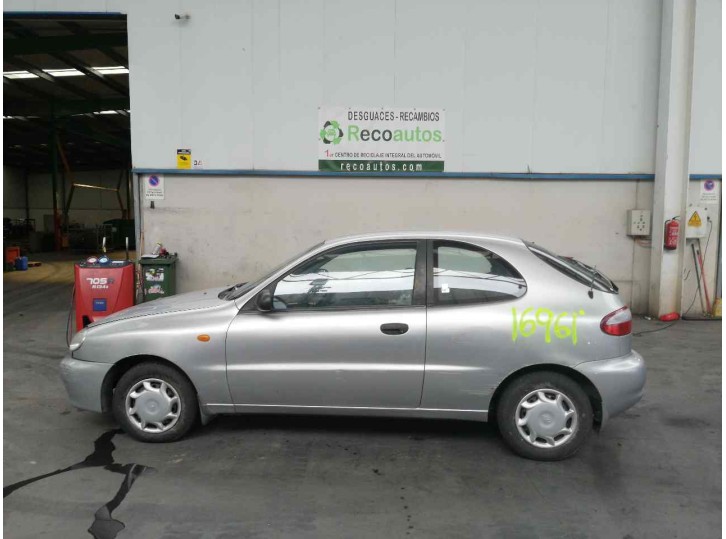 daewoo lanos del año 1999
