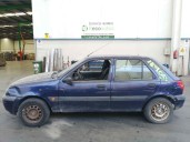 ford fiesta sedan (dx) from the year 2000