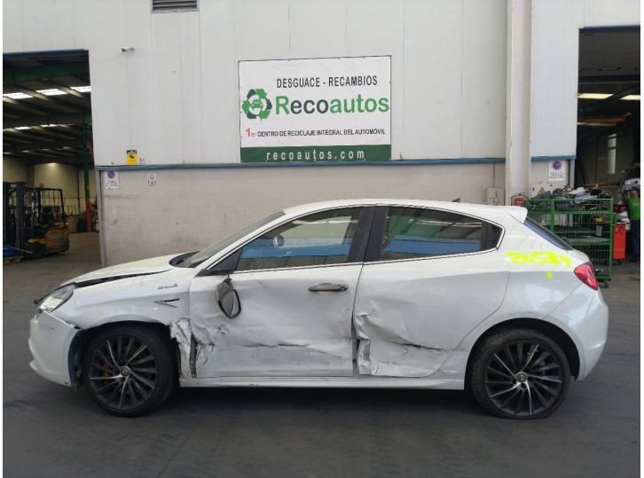 alfa romeo giulietta (191) del año 2015