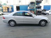 mercedes-benz clase c (w203) berlina del año 2003