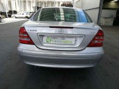 mercedes-benz clase c (w203) berlina del año 2003