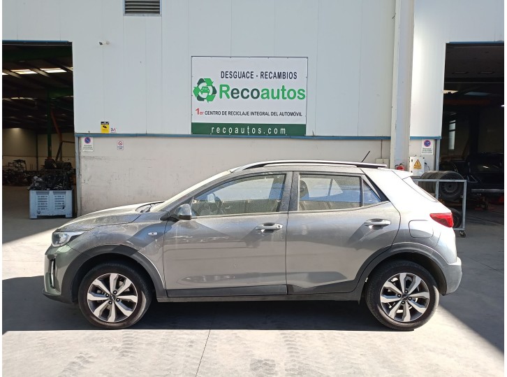kia stonic (yb) del año 2023