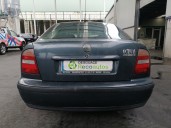 skoda octavia berlina (1u2) del año 2000