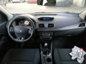 renault megane iii berlina 5 p del año 2014
