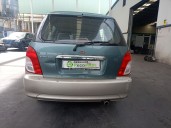 kia carens del año 2000
